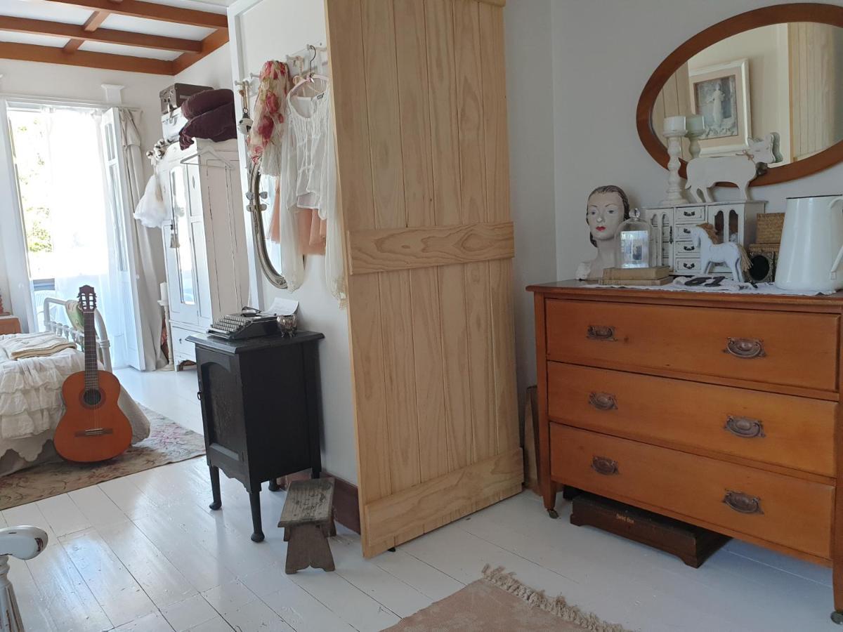 Cabins On Tudor Bed & Breakfast موتويكا المظهر الخارجي الصورة